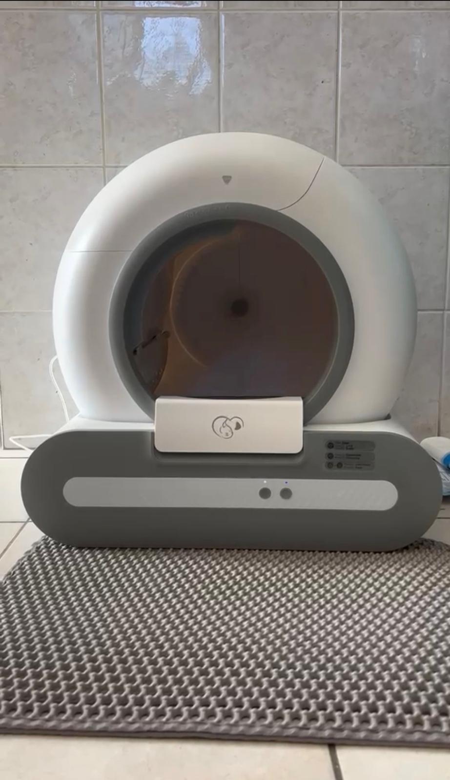 CatBliss™ Self-Cleaning Litter Box · 65 L
