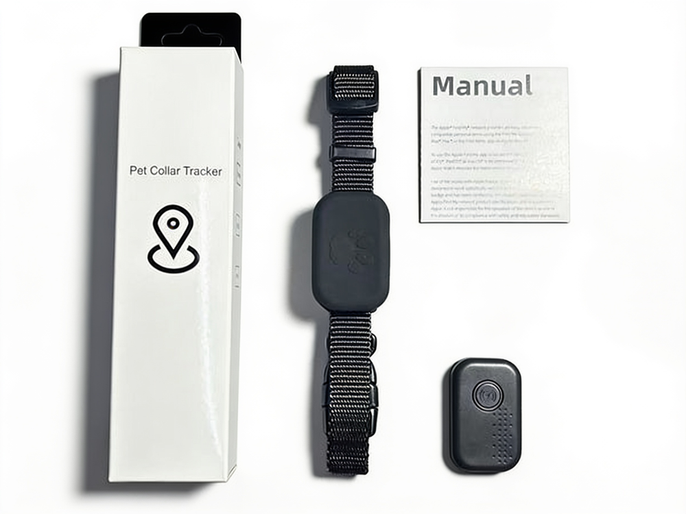 Contenu de la boîte du collier tracker sur fond blanc