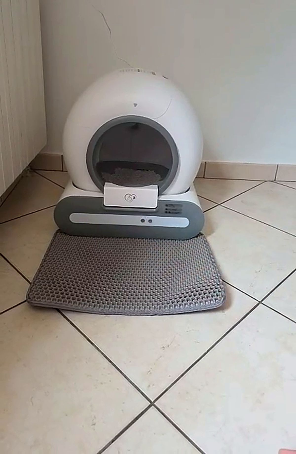CatBliss™ Self-Cleaning Litter Box · 65 L